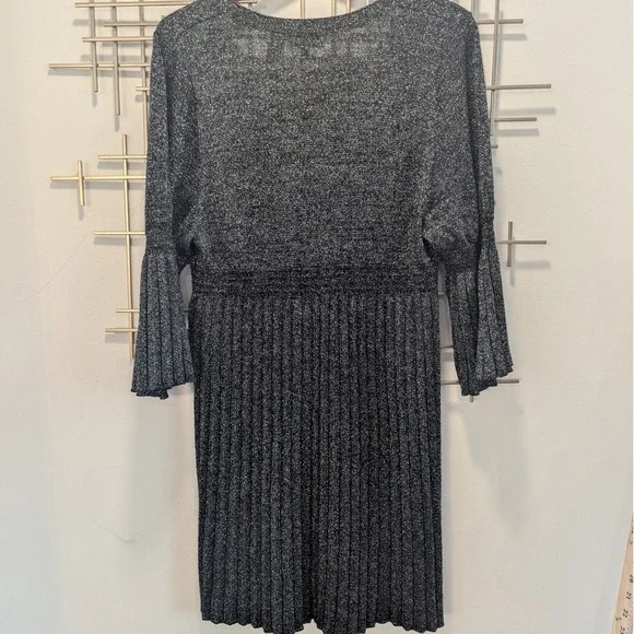 Cedrics Long Line Cardigan Metallic Silver Black Pleated Bell Sleeve Women's M - Picture 2 of 8